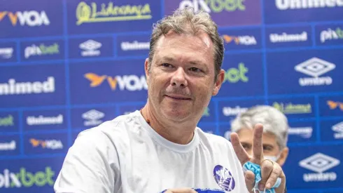 Foto: Leandro Boeira / Avaí FC - Júlio venceu a eleição no fim de 2021.