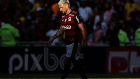 Jorge Rodrigues/AGIF - Arrascaeta em ação pelo Flamengo.
