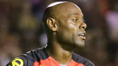 Foto: Rafael Vieira/AGIF – Vagner Love manda a real sobre chances de acesso do Sport