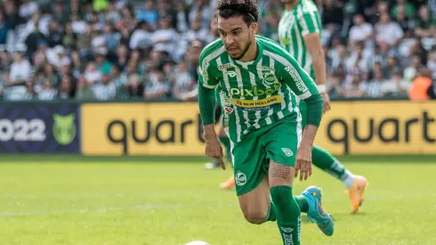 Foto: Robson Mafra/AGIF - Moraes oscilou muito ao longo do Brasileirão.