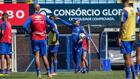 Foto: Leandro Boeira/Avaí - Lisca fez mais um treinamento nesta sexta-feira