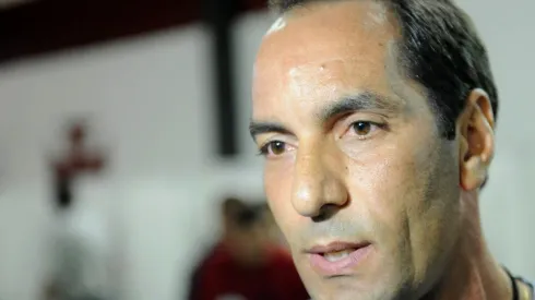 Daniel Ramalho/AGIF - Edmundo quer levar zagueiro do Palmeiras ao Vasco.