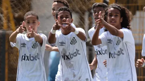 Foto: Pedro Ernesto Guerra Azevedo/Santos FC - Sub-13 do Santos marcou um golaço que viralizou