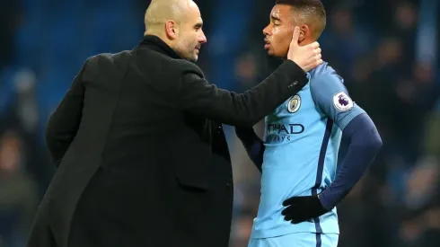 Alex Livesey / Correspondente / Getty Images – Jesus e Guardiola no City.