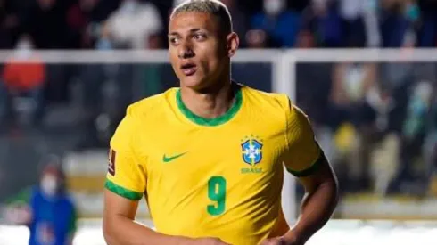 Foto: Javier Mamani/Getty Images - Richarlison recebeu apoio de grande jogador
