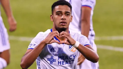 (Photo by Minas Panagiotakis/Getty Images) – Brenner está fazendo uma ótima temporada na MLS.