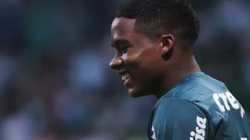 Endrick ainda não fez sua estreia com a camisa do Palmeiras (Foto: Ettore Chiereguini/AGIF)