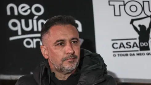 Vítor Pereira não deixou saudades no Coringão. Foto: Marcello Zambrana/AGIF