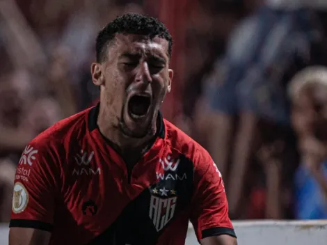 "Só faltou o Baralhas..."; 'Treta' de jogadores do Atlético-GO durante vitória em casa chama a atenção na web