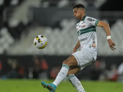 Torcida do Coritiba perde a paciência com Rafael Santos