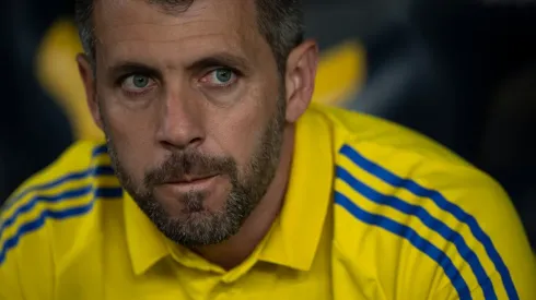 Foto: Jorge Rodrigues/AGIF – Pezzolano autorizou Cruzeiro a negociar Rafael Silva para futebol asiático