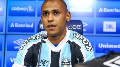 Foto: Lucas Uebel/Grêmio/Divulgação - Bruno Alves: zagueiro revelou as cobranças do treinador