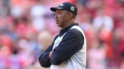 Pedro H. Tesch/AGIF/ Orlando Ribeiro tem primeira dúvida para o clássico contra o Corinthians.