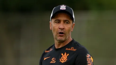 Foto: Rodrigo Coca/Ag. Corinthians - Vítor Pereira é a favor de manutenção de Maycon no Corinthians para 2023