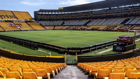 Foto: Divulgação Guayaquil/ Copa Libertadores: Repórter sofre tentativa de assalto em transmissão ao vivo em frente ao estádio da final.