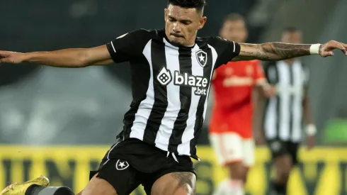 Foto: Jorge Rodrigues/AGIF - Tiquinho Soares é um dos destaques do Botafogo