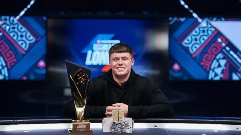 Ian Hamilton levou a maior forra da carreira dele (Foto: Manuel Kovsca/PokerStars)