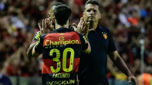 Foto: Rafael Vieira/AGIF - Sport viu STJD alterar dia de julgamento sobre partida contra Vasco