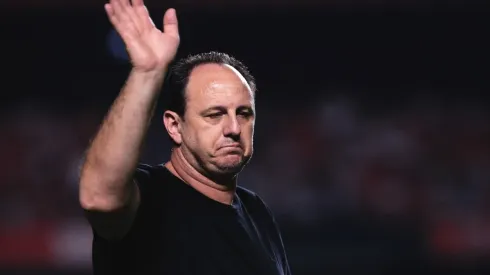 Foto: Ettore Chiereguini/AGIF - Rogério Ceni tem interesse em Walter, goleiro do Cuiabá, também na mira do Grêmio