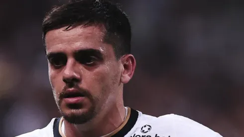 Foto: Ettore Chiereguini/AGIF - Lateral ficou no banco de reservas diante do Flamengo.