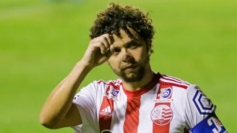 Rafael Vieira/AGIF - Victor Ferraz, lateral do Náutico