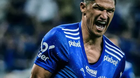 Foto: Gustavo Aleixo/Cruzeiro - Luvannor comemora gol contra o CSA, porém tendência é que saia do Cruzeiro em dezembro