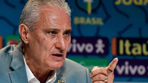 Thiago Ribeiro/AGIF - Tite durante convocação.