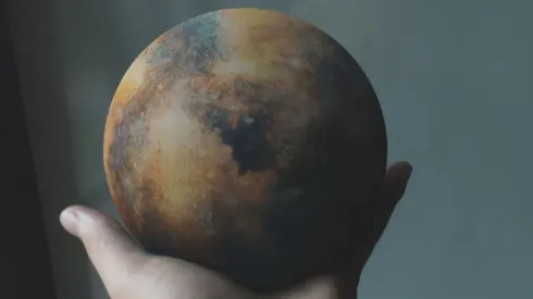 Estuda afirma que asteroide “assassino de planetas” está orbitando no sistema solar