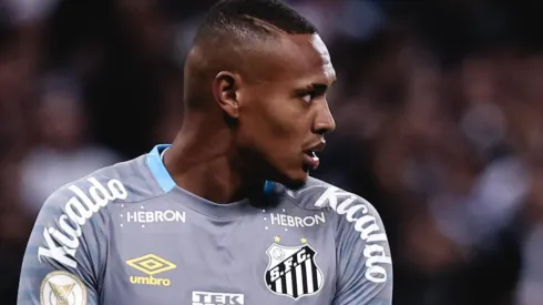 Ettore Chiereguini/AGIF – John não será a única saída do Santos.