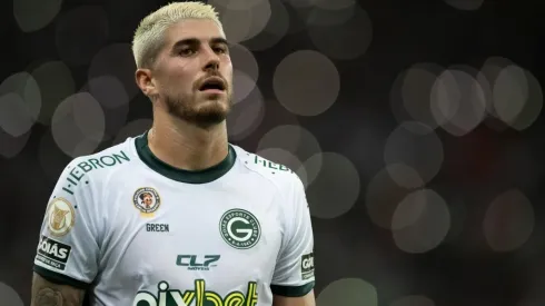 Foto: Jorge Rodrigues/AGIF - Pedro Raul: atacante foi apontado como alvo do Cruzeiro