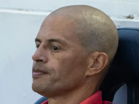 Ex-São Paulo, Alex fecha negócio como técnico no Brasil para apagar ‘fogo’ deixado por Lisca