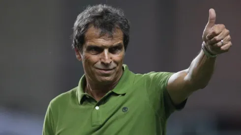 Foto: Pedro Vale/AGIF – Milton Cruz voltou para o SPFC em 2021.