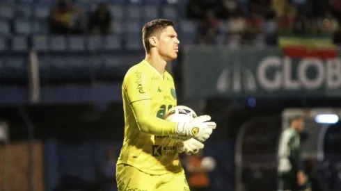 Foto: Beno Kuster Nunes/AGIF - Kozlinski pode ganhar 'sombra' no Guarani