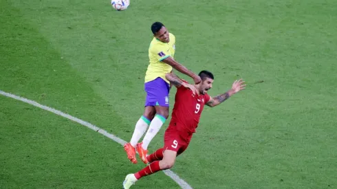 Photo by Michael Steele/Getty Images - Laterais do Brasil são alvos de críticas na etapa inicial