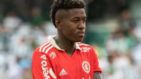 Foto: Robson Mafra/AGIF - Vitão: zagueiro é prioridade no Inter para 2023