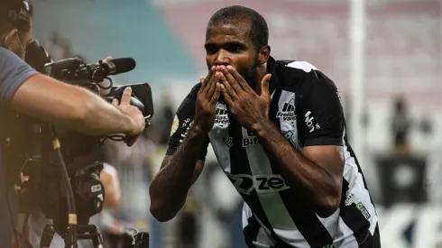 Kely Pereira/AGIF - Messias tem futuro indefinido no Ceará