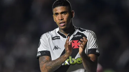 Thiago Ribeiro/AGIF - Raniel atuou pelo Vasco em 2022