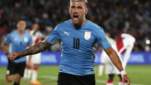 Raul Martinez - Pool/Getty Images - Arrascaeta comemora gol pelo Uruguai