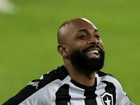 Sport oficializa saída de cinco jogadores após se aproximar de Chay