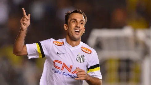 Mauro Horita/AGIF - Thiago Ribeiro salvou rival do Santos