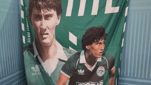 Créditos: Marcio Iannacca. Bandeira em homenagem à Tite é estendida em jogos do Brasil