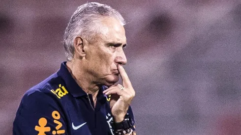 Pedro Martins/AGIF - Tite no comando da Seleção.