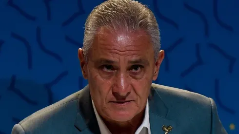 Thiago Ribeiro/AGIF - Tite no comando da Seleção.