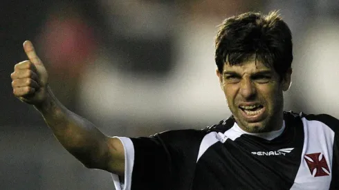 Agif/Wagner Meier - Casimiro Miguel ganha presente de Juninho Pernambucano