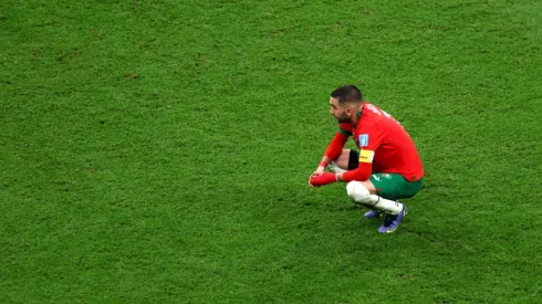 Photo by Clive Brunskill/Getty Images - Ziyech lamenta a eliminação na Copa do Mundo do Qatar