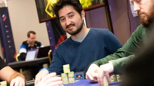 Rodrigo Seiji durante torneio de poker em Praga (Foto: Tomas Stacha/PokerStars)
