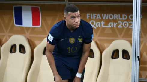 Photo by Dan Mullan/Getty Images - Mbappe crava seu nome na história da competição