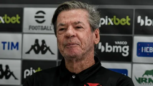 Jorge Salgado manda a real e se manifesta sobre título da Argentina