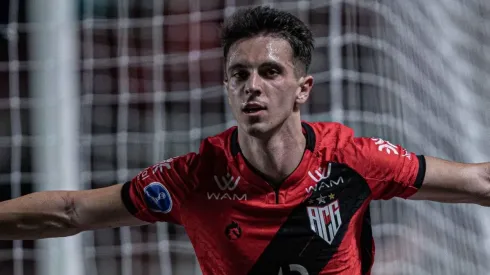 Heber Gomes/AGIF - Shaylon, um dos remanescentes do Atlético-GO para 2023