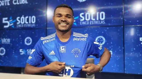 Divulgação/Cruzeiro. Nikão acumula passagens por Atlético-MG, América-MG e é o mais novo reforço do Cruzeiro